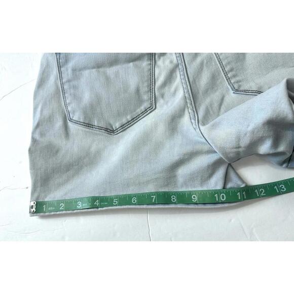 NINE WEST Light Blue High Rise Denim Shorts with Buttons Front Women's Shorts 4 - Picture 8 of 14